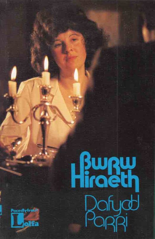 Llun o 'Bwrw Hiraeth' 
                              gan Dafydd Parri