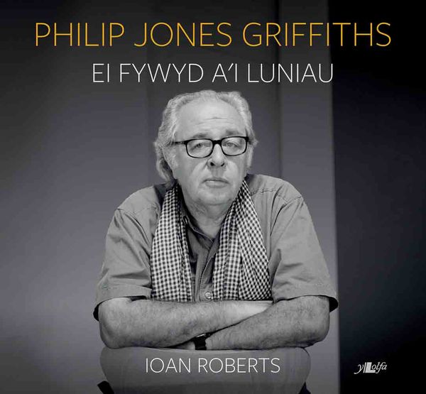 A picture of 'Philip Jones Griffiths' 
                              by Ioan Roberts