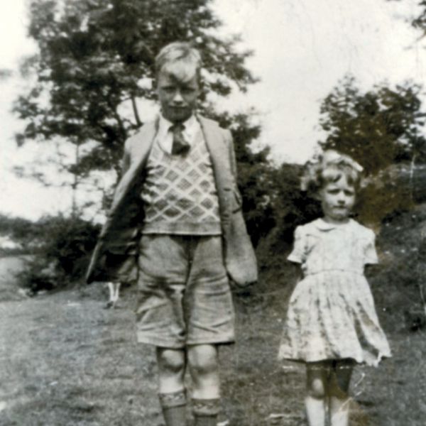 Story of an evacuee to 'restore faith in humanity'